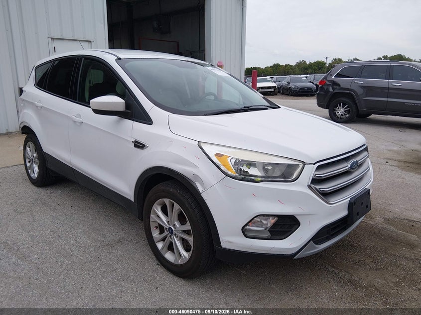 Vin: 1fmcu9g9xhua62869, lot: 46590082, ford escape se 2017 img_1