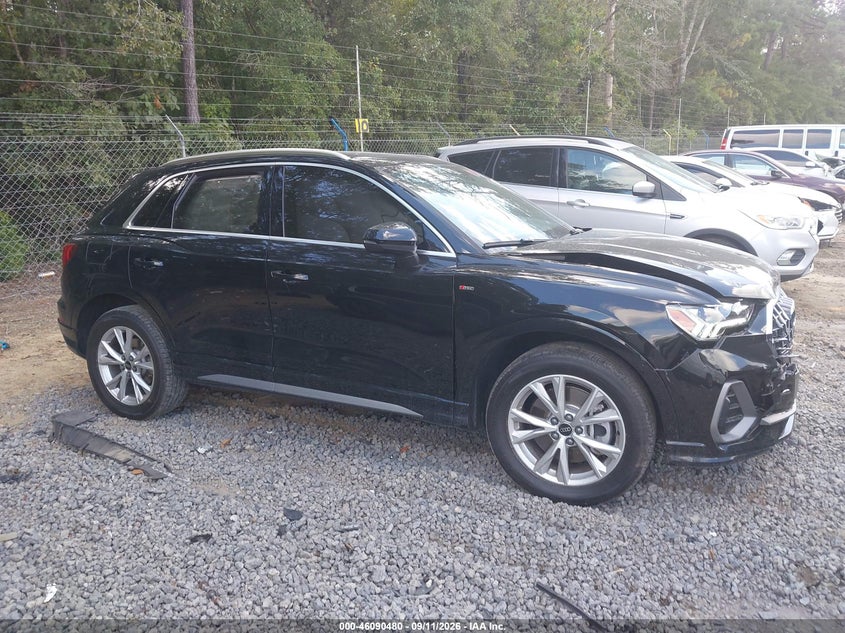 AUDI Q3 - zdjęcie 13