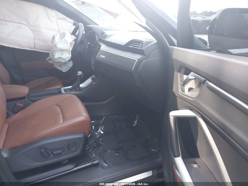 AUDI Q3 - zdjęcie 5