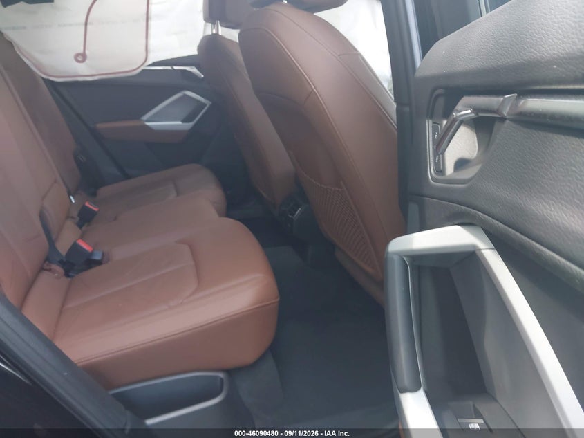AUDI Q3 - zdjęcie 8