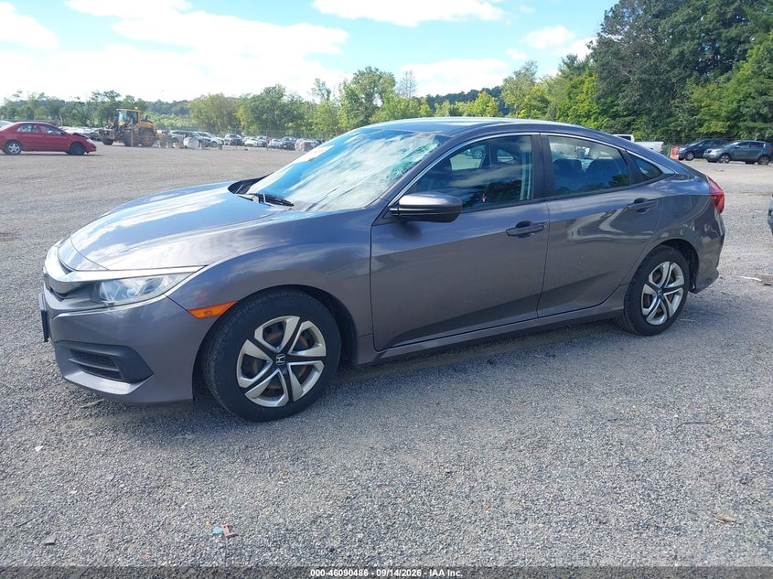 Vin: 19xfc2f57je012218, lot: 46590093, honda civic lx 20182