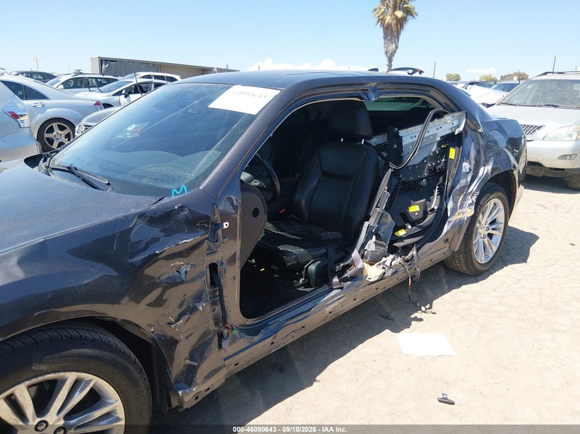 2017 CHRYSLER 300C auction photo 6