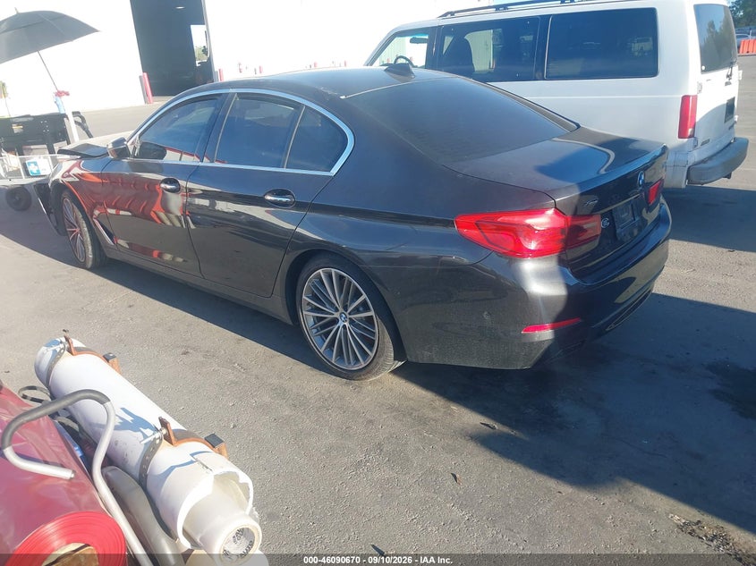 2017 BMW 540I auction photo 3