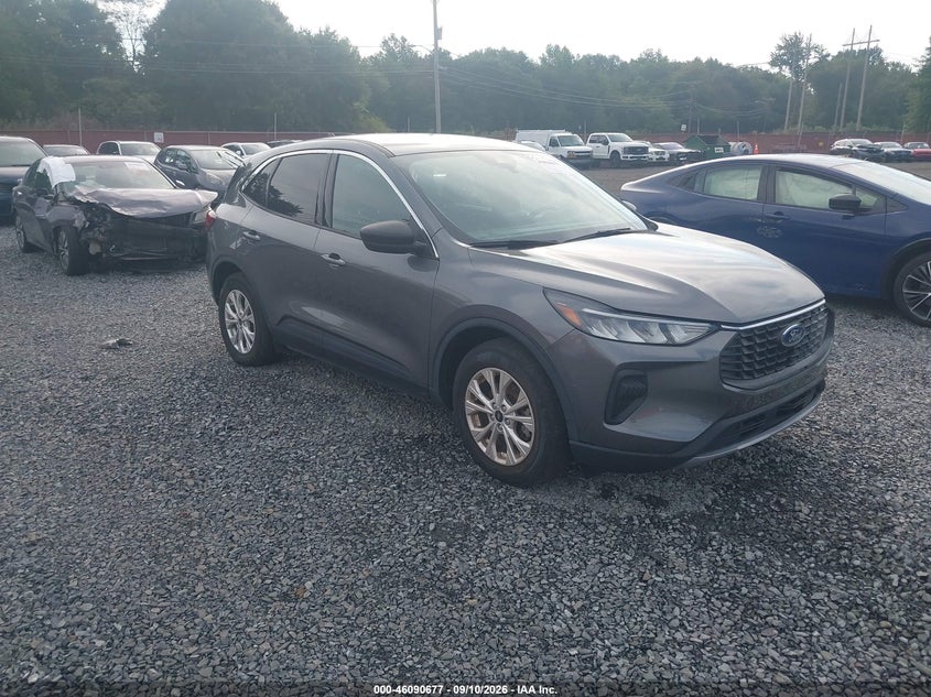 2023 FORD ESCAPE auction photo 1