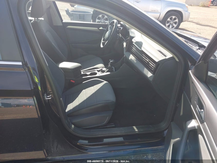2026 VOLKSWAGEN JETTA auction photo 5