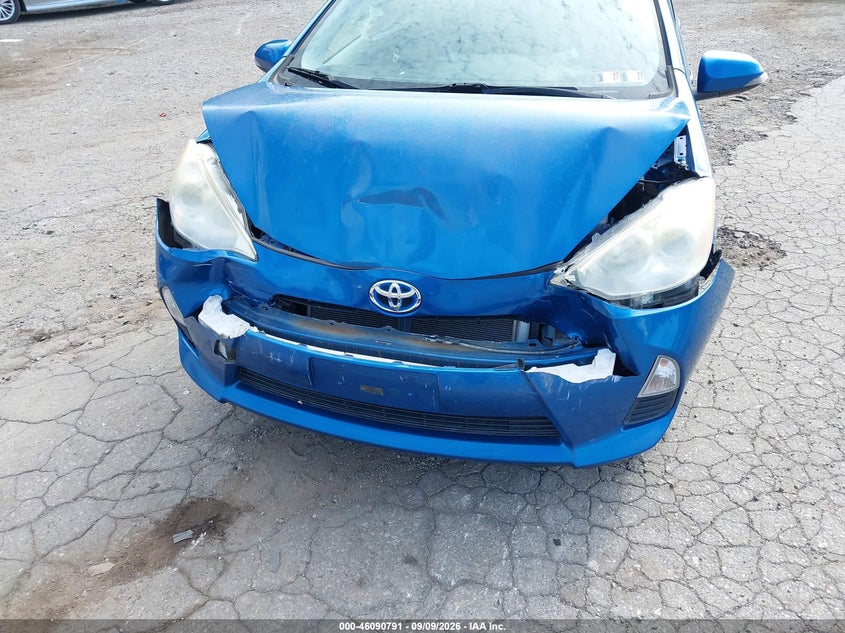 TOYOTA PRIUS C 2013 VIN JTDKDTB31D1557327