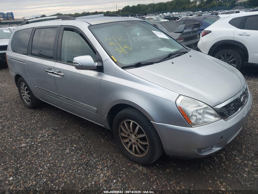 2011 KIA SEDONA auction photo 1