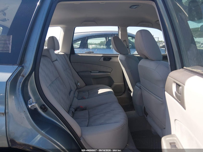 2009 SUBARU FORESTER auction photo 8