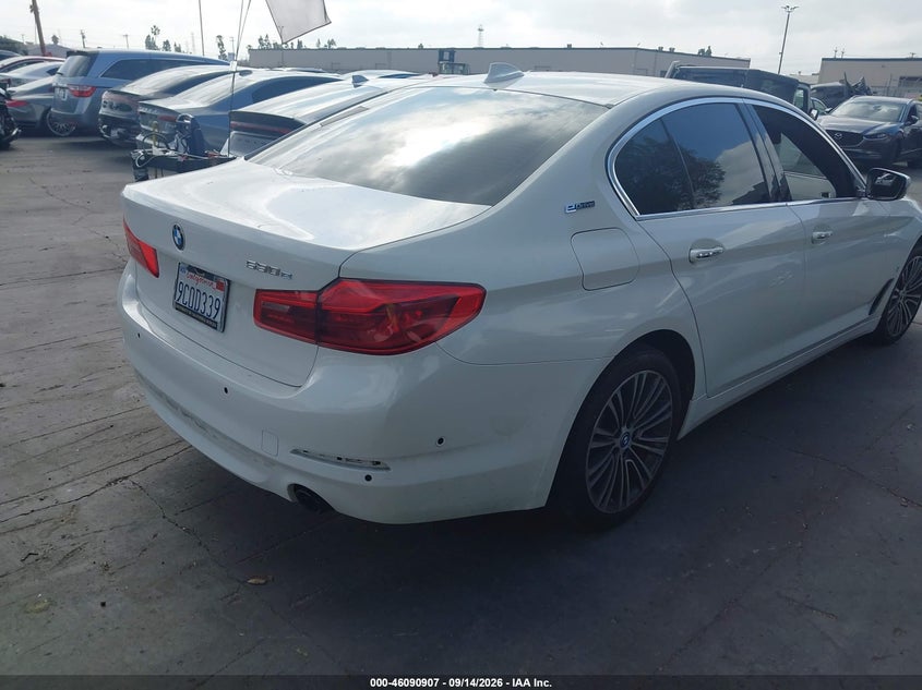 Vin: wbaja9c52jb252719, lot: 46590514, bmw 530e iperformance 20184