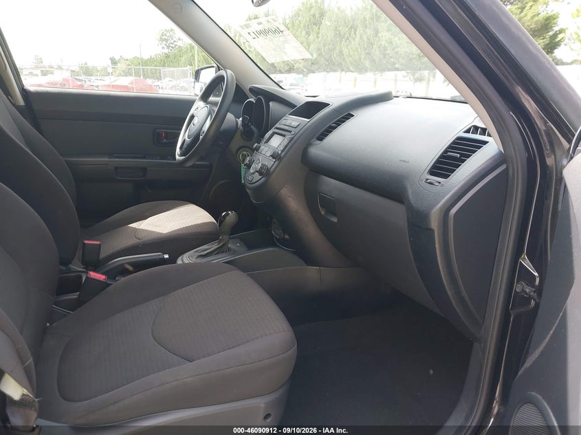 2013 KIA SOUL auction photo 5