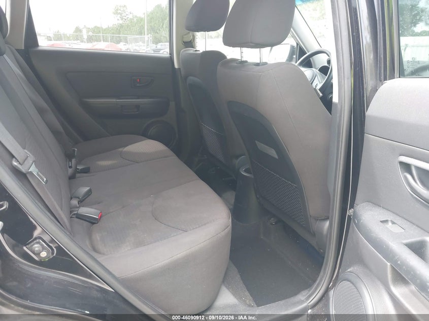 2013 KIA SOUL auction photo 8