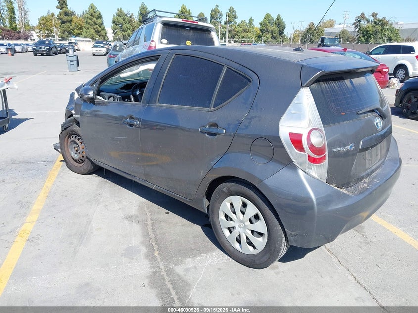 Vin: jtdkdtb38e1069476, lot: 46590533, toyota prius c one 20143