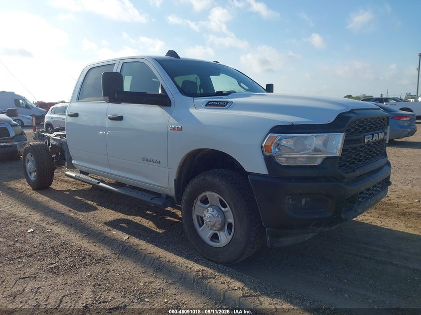 Vin: 3c6ur5hj1ng366500, lot: 46590625, ram 2500 tradesman  4x4 8' box 2022 img_1