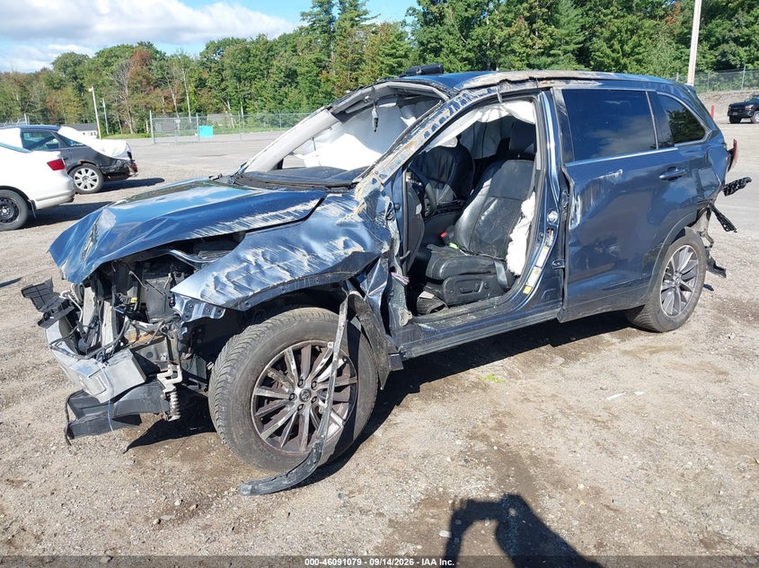 Vin: 5tdjzrfhxjs898570, lot: 46590686, toyota highlander xle 20182