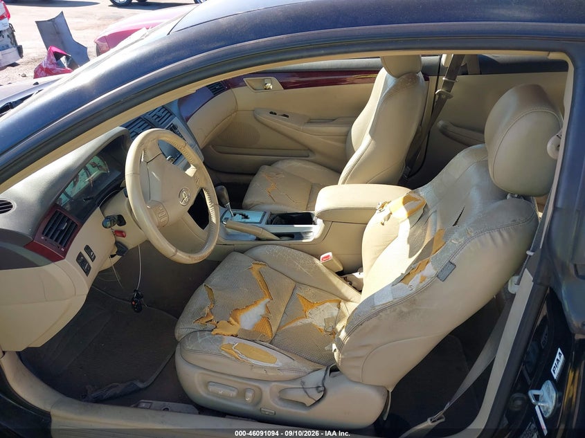 2004 TOYOTA CAMRY SOLARA auction photo 5