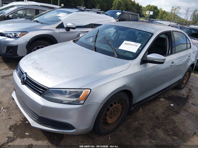 2012 Volkswagen Jetta, Удар спереду, IAAI, VIN 3VWDP7AJXCM128256 — фото 2