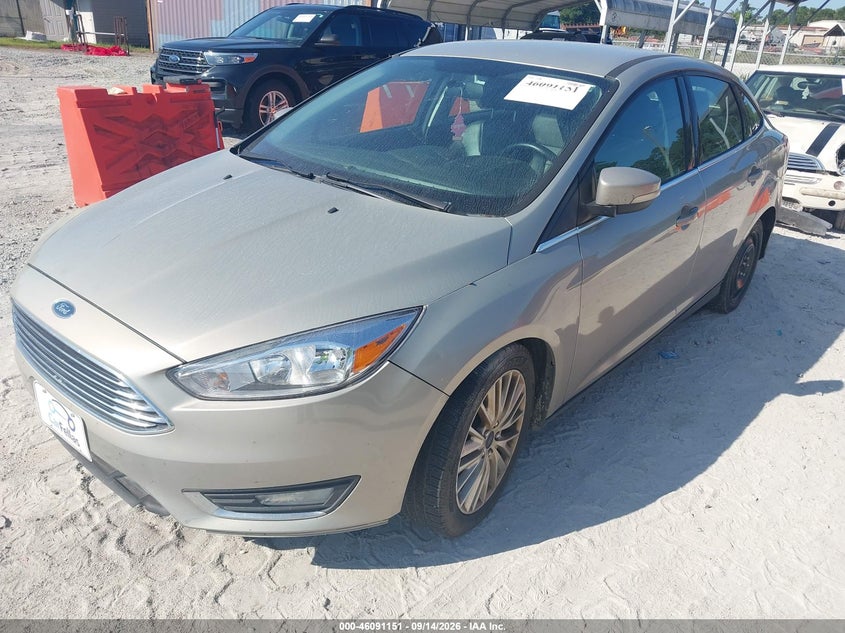 FORD FOCUS 2016 VIN 1FADP3J20GL223832