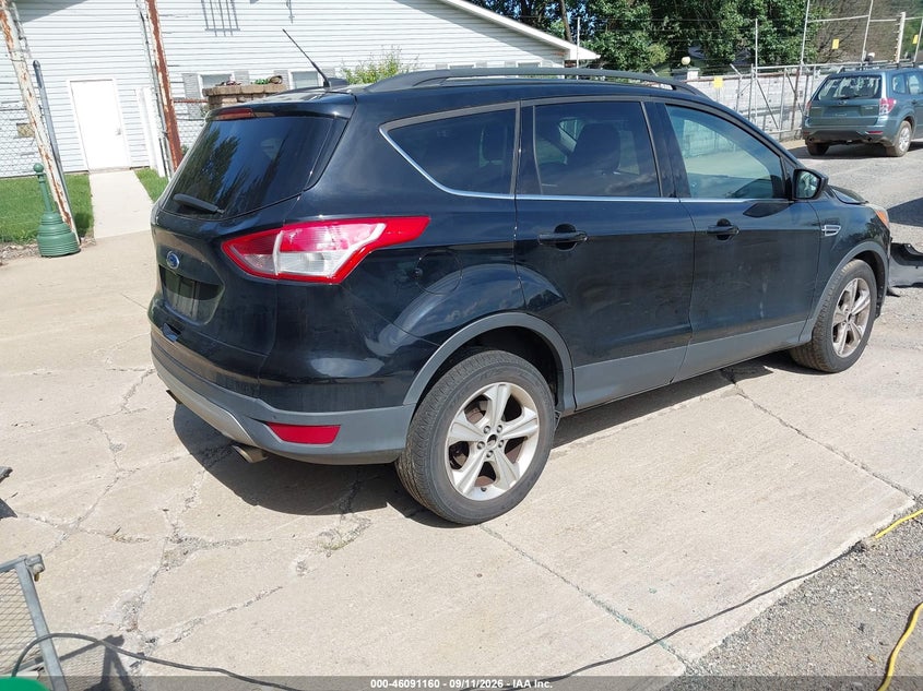 Vin: 1fmcu9gx8gub40899, lot: 46590767, ford escape se 20164