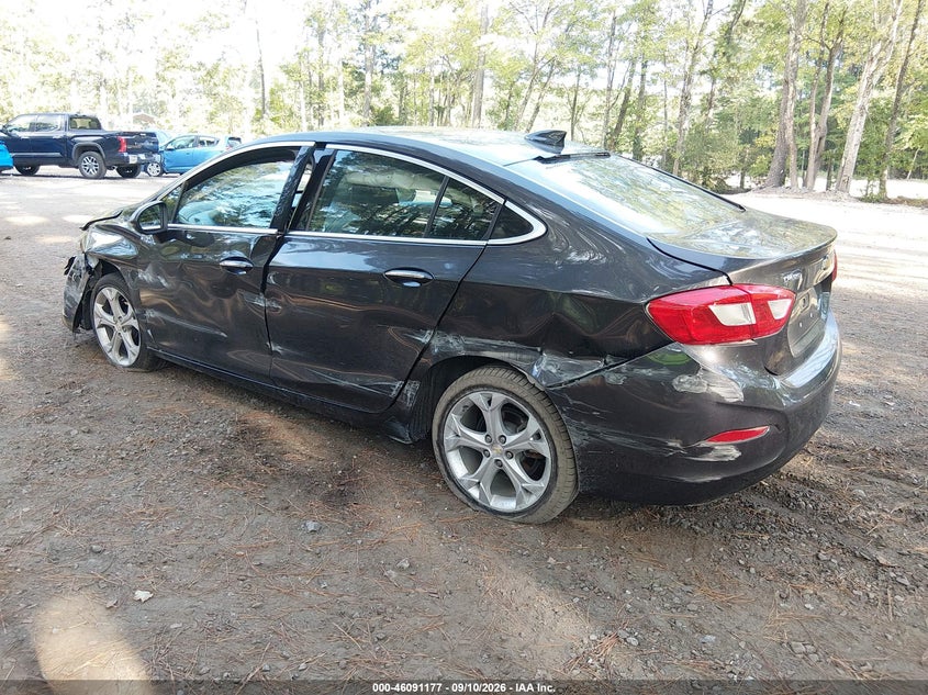 Vin: 1g1bf5sm8h7193319, lot: 46590784, chevrolet cruze premier auto 20173