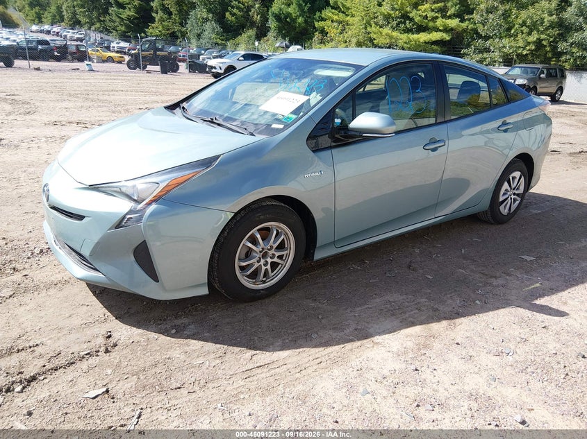 2016 TOYOTA PRIUS auction photo 2