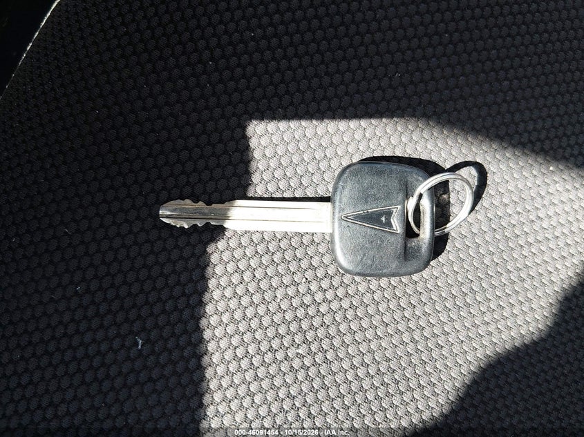 PONTIAC VIBE 2003 VIN 5Y2SL62823Z442087
