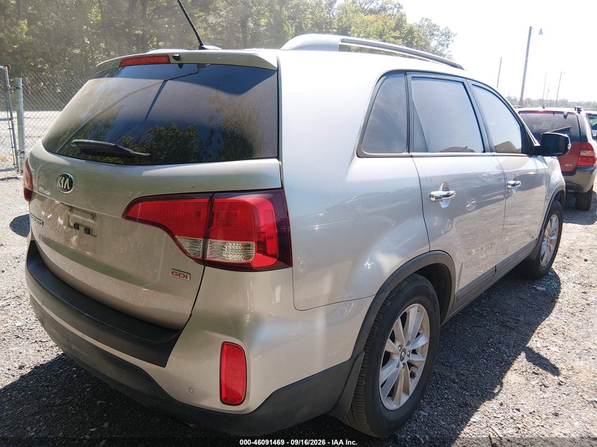 Vin: 5xyktca67fg617600, lot: 46591076, kia sorento lx 20154