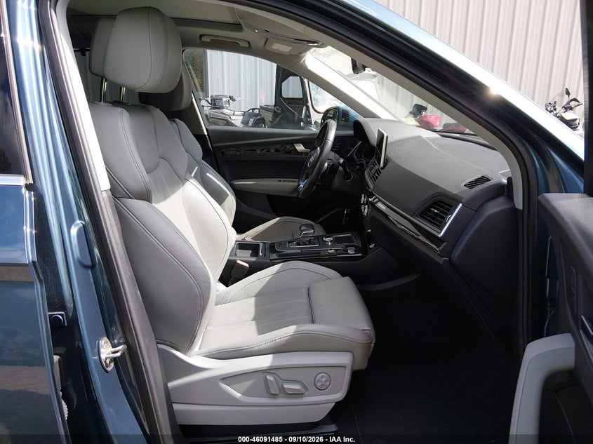 AUDI Q5 - zdjęcie 5
