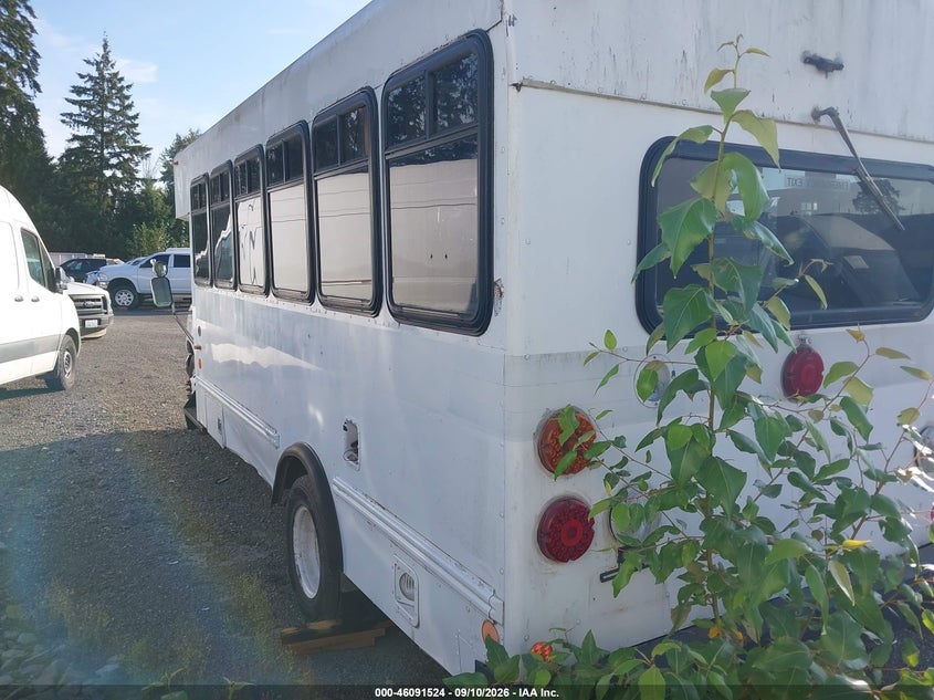 2002 FORD E-450 CUTAWAY — zdjęcie 3
