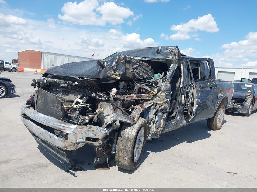 Vin: 3c6ur5nl8jg233491, lot: 46591160, ram 2500 laramie  4x4 6'4 box 20182