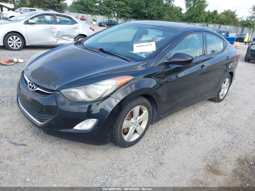 2013 HYUNDAI ELANTRA auction photo 2