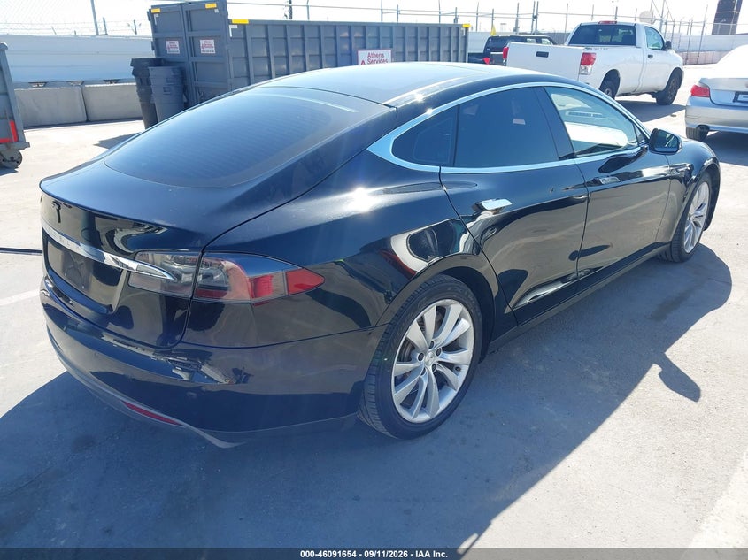 Vin: 5yjsa1h12efp62392, lot: 46591261, tesla model s p85 20144