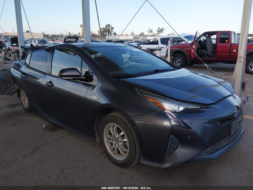 Vin: jtdkbrfu8j3075580, lot: 46591264, toyota prius two 2018 img_1