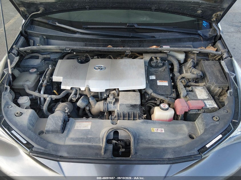 TOYOTA PRIUS - zdjęcie 10
