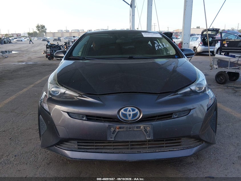 TOYOTA PRIUS - zdjęcie 11