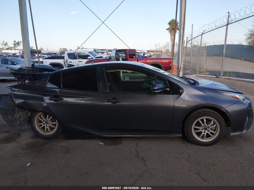 TOYOTA PRIUS - zdjęcie 12
