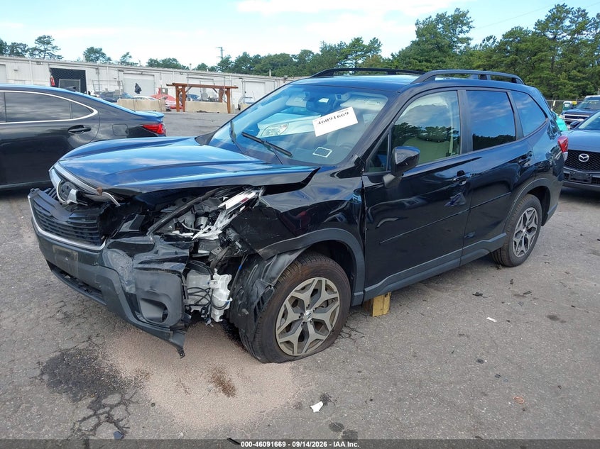 Vin: jf2skajc4mh439194, lot: 46591276, subaru forester premium 20212