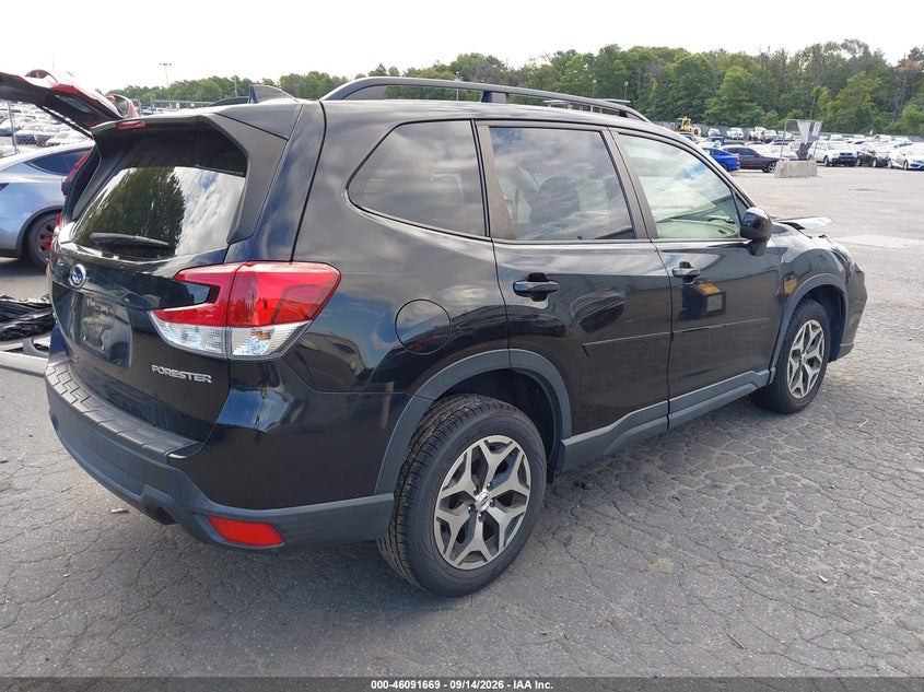 Vin: jf2skajc4mh439194, lot: 46591276, subaru forester premium 20214