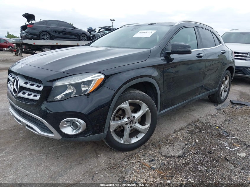 2019 MERCEDES-BENZ GLA 250 — zdjęcie 2