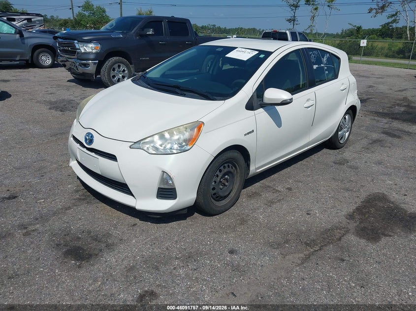 Vin: jtdkdtb32c1520866, lot: 46591363, toyota prius c two 20122