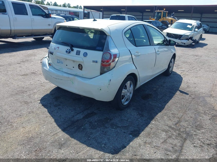 Vin: jtdkdtb32c1520866, lot: 46591363, toyota prius c two 20124