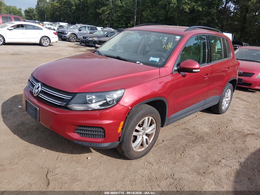 2016 VOLKSWAGEN TIGUAN auction photo 2