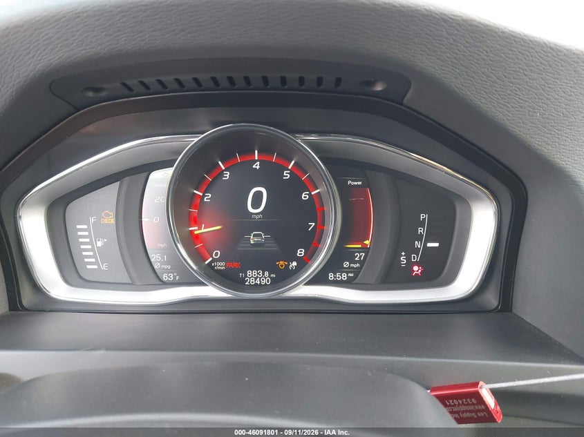 2017 VOLVO S60 INSCRIPTION T5 PLATINUM · Photo 7
