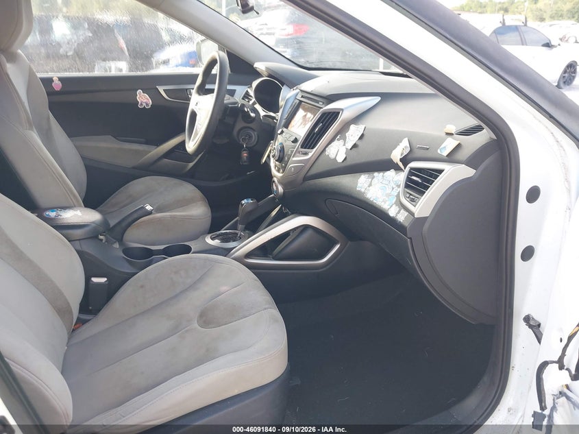 2012 HYUNDAI VELOSTER auction photo 5
