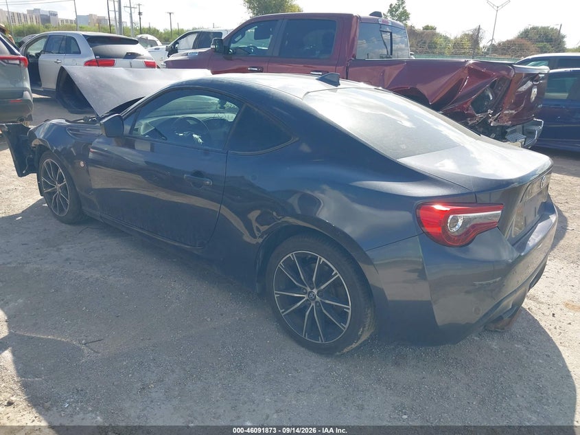Vin: jf1znaa13h8704735, lot: 46591480, toyota 86 20173