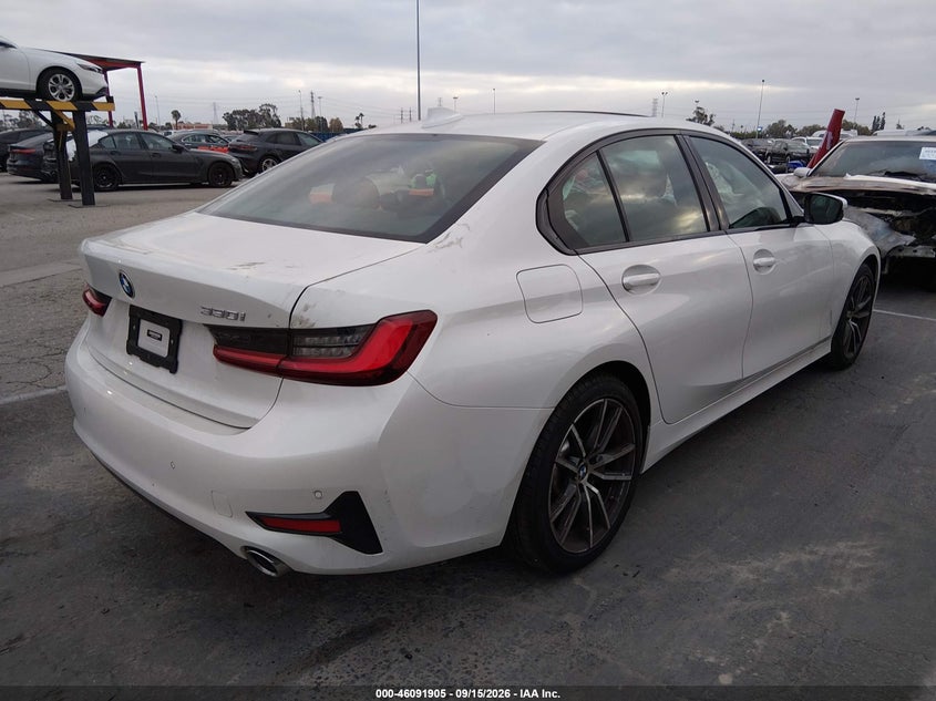 BMW 330I - zdjęcie 4