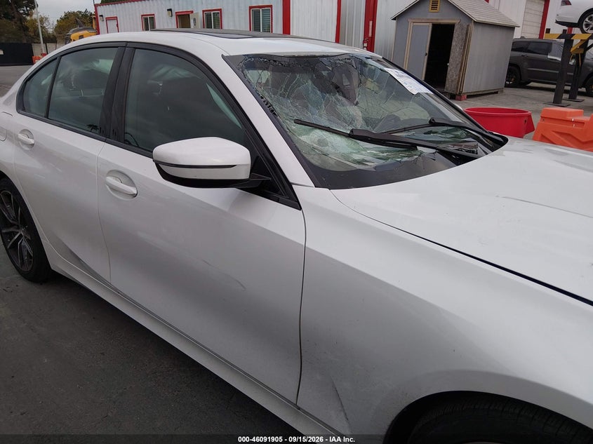 BMW 330I - zdjęcie 6