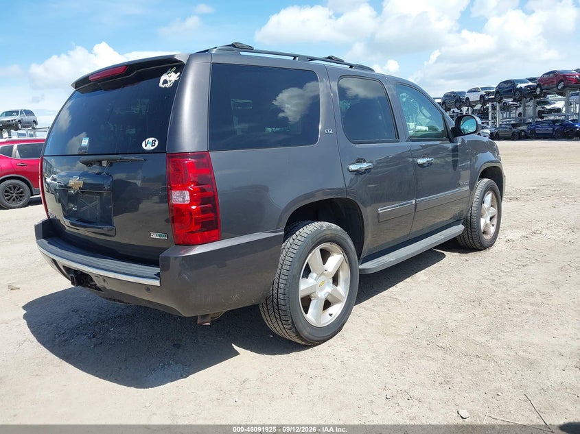 2010 CHEVROLET TAHOE auction photo 4