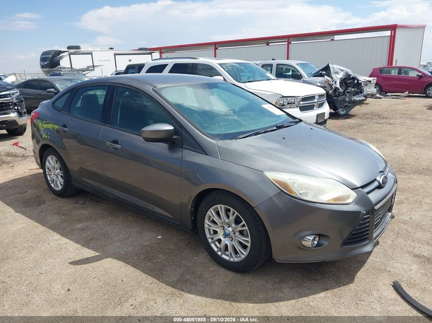Vin: 1fahp3f28cl467328, lot: 46591595, ford focus se 2012 img_1