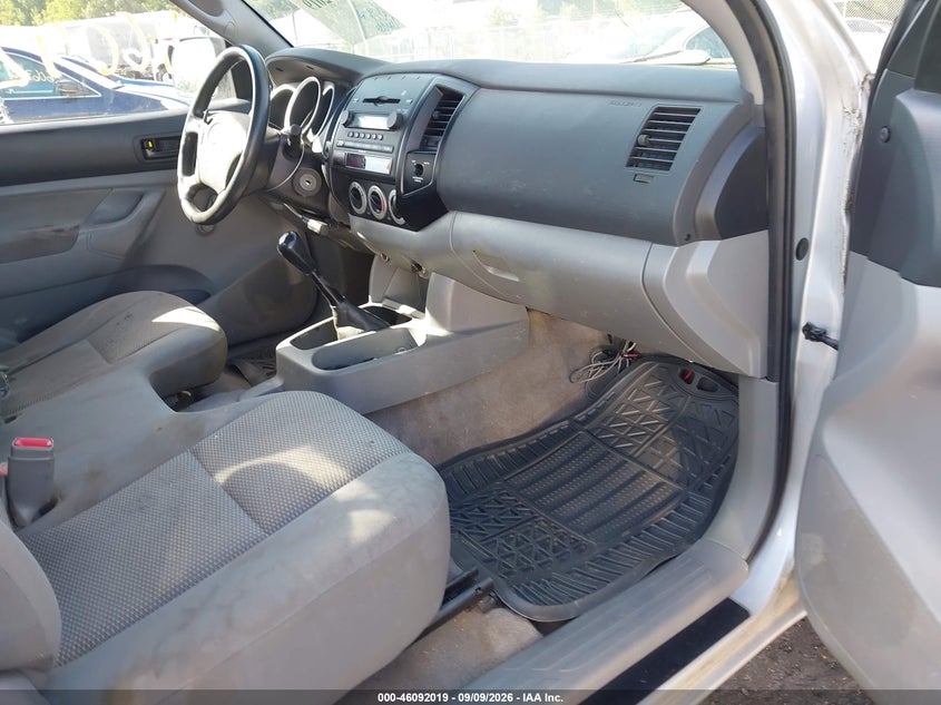 2006 TOYOTA TACOMA auction photo 5