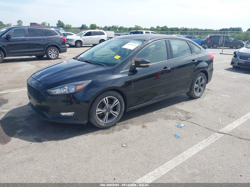 Vin: 1fadp3fexjl215828, lot: 46591702, ford focus se 20182